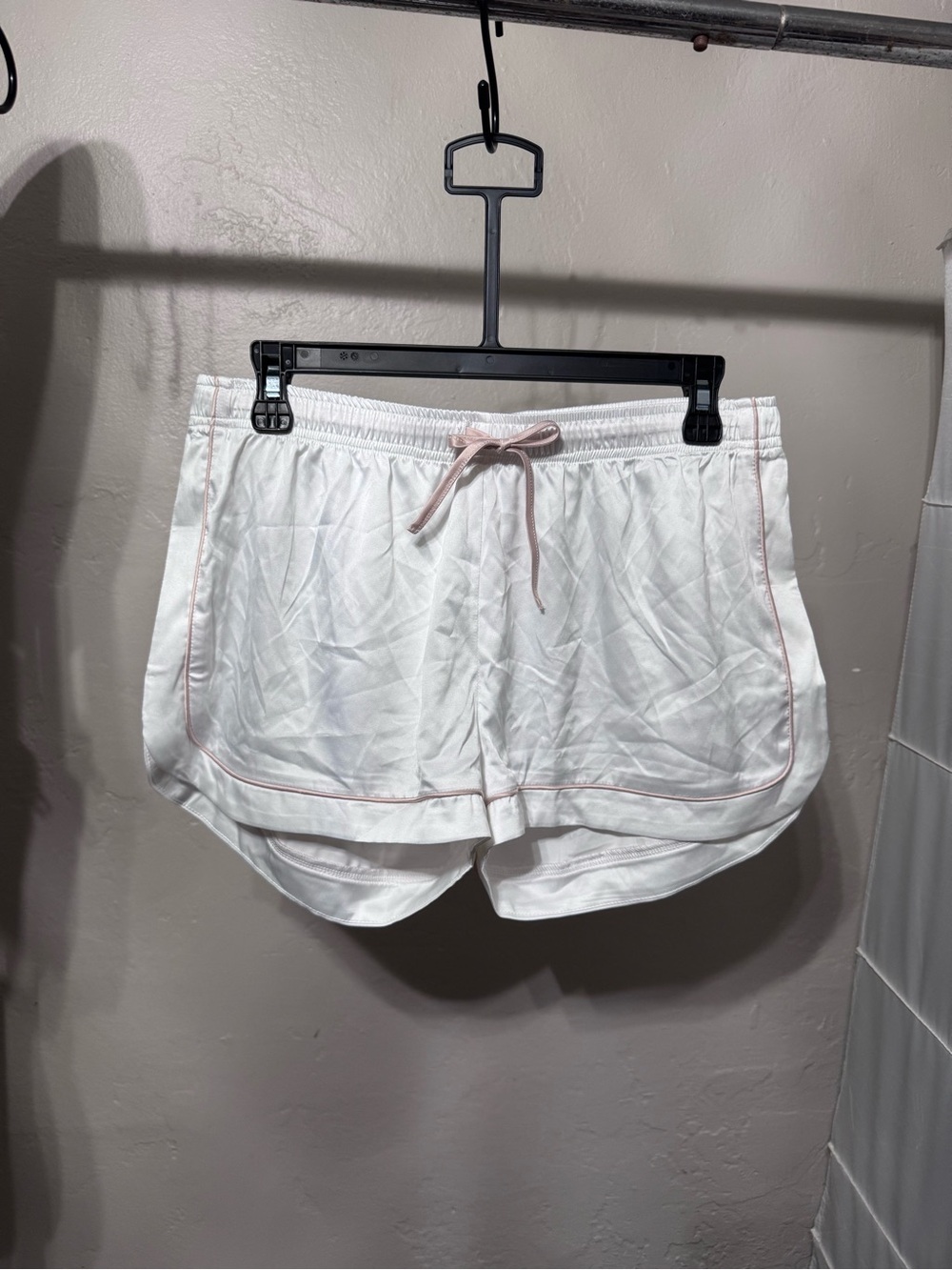 Homebodii Grace White Satin Pajama Set with Pink Piping - Size S - Picture 11 of 16